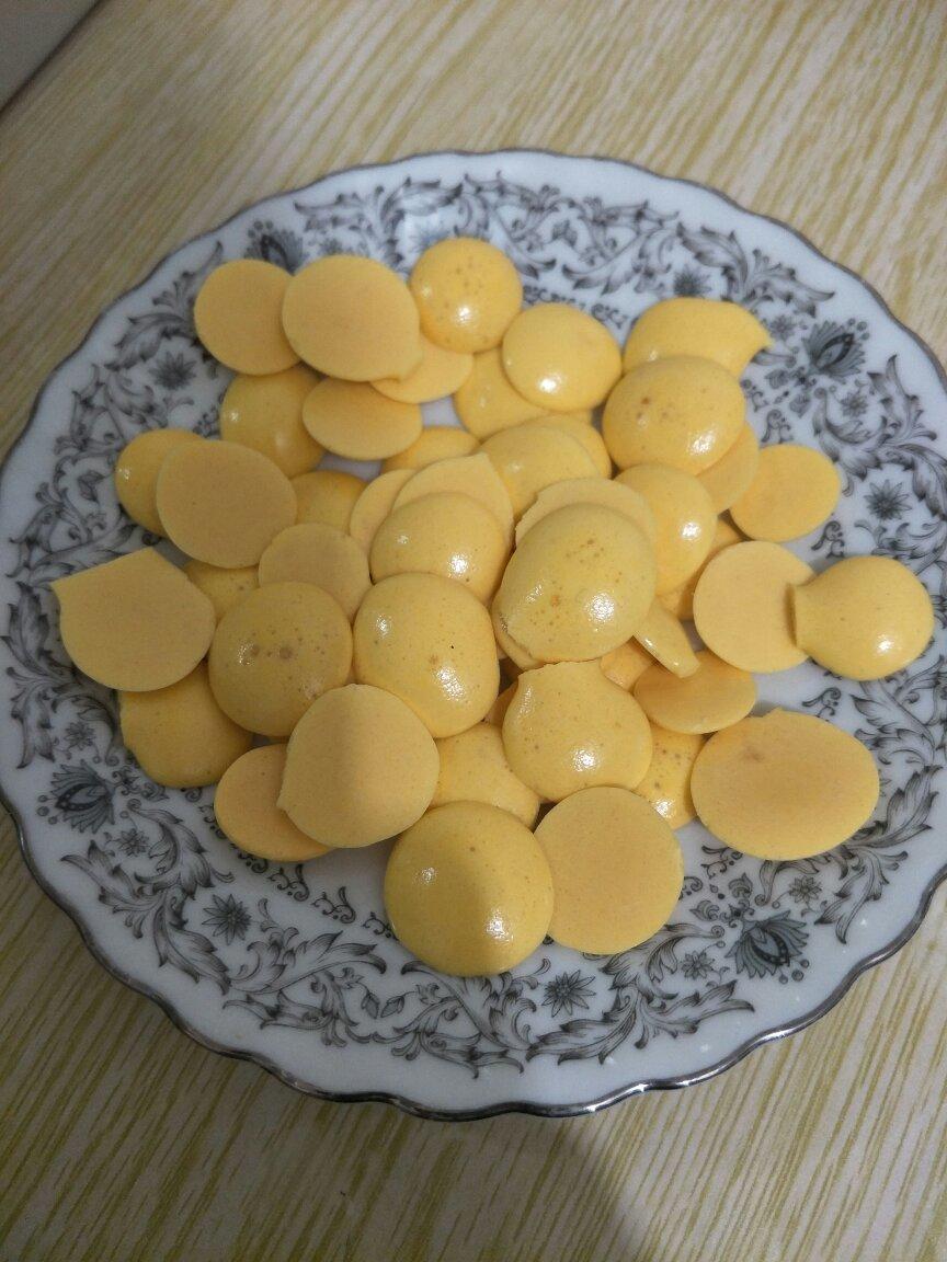 入口即化的无添加蛋黄溶豆