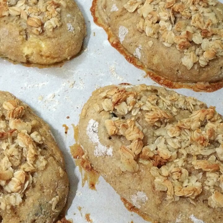 美味健康免揉低温爆浆全麦包