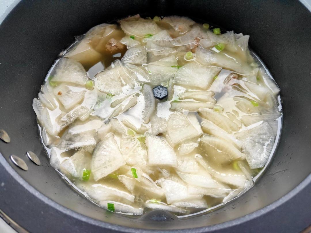 萝卜肉汤
