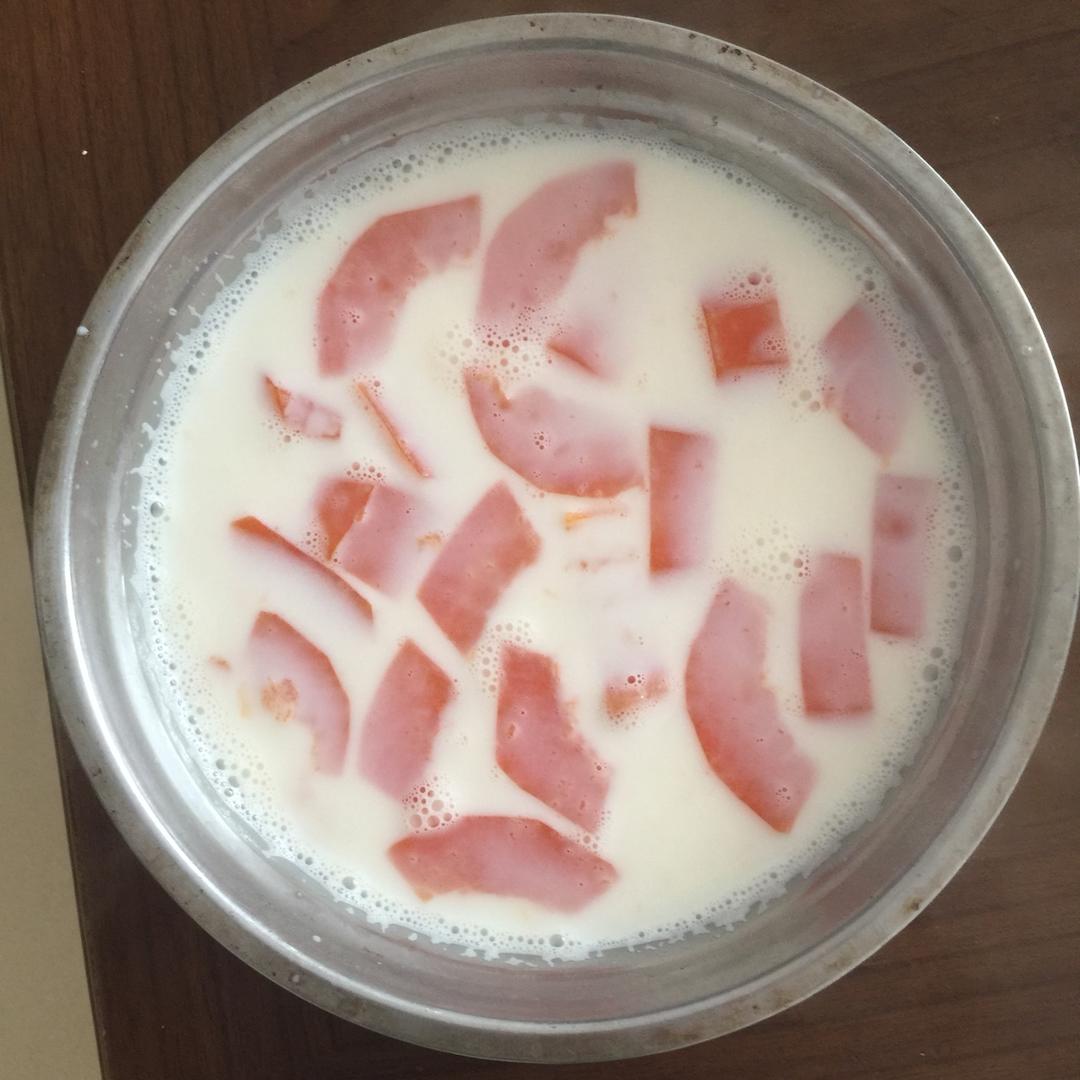 鲜奶炖木瓜