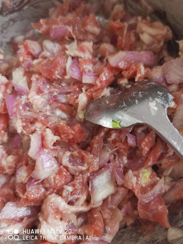 新疆风味儿羊肉包子 （详细配比）