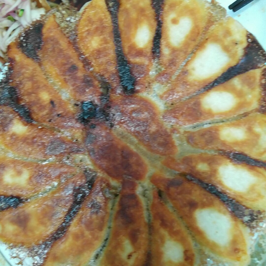 三鲜锅贴 Fried Dumplings