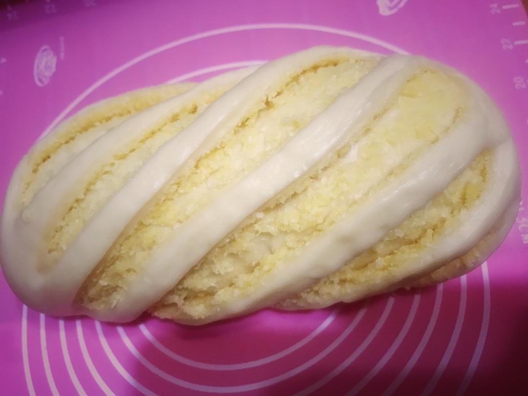简单易操作的黄金椰蓉面包卷