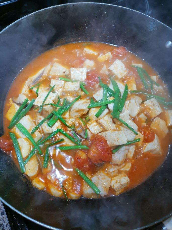 龙利鱼豆腐煲
