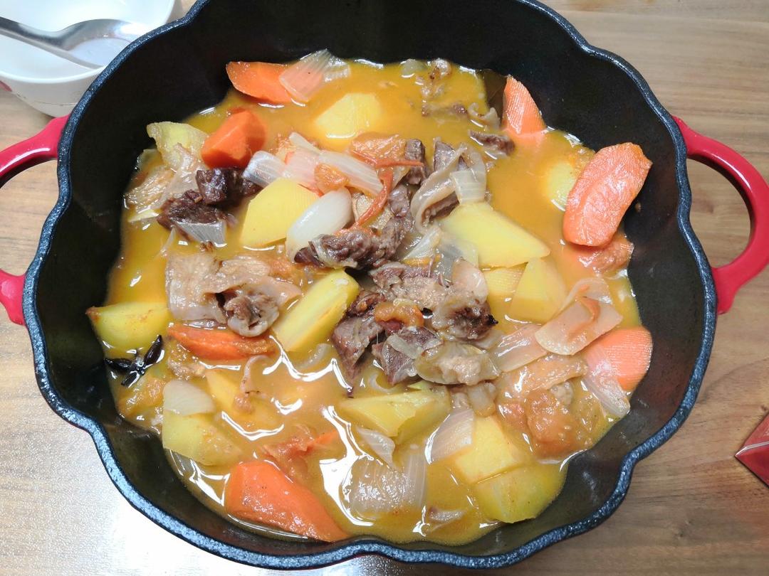 番茄土豆炖牛腩