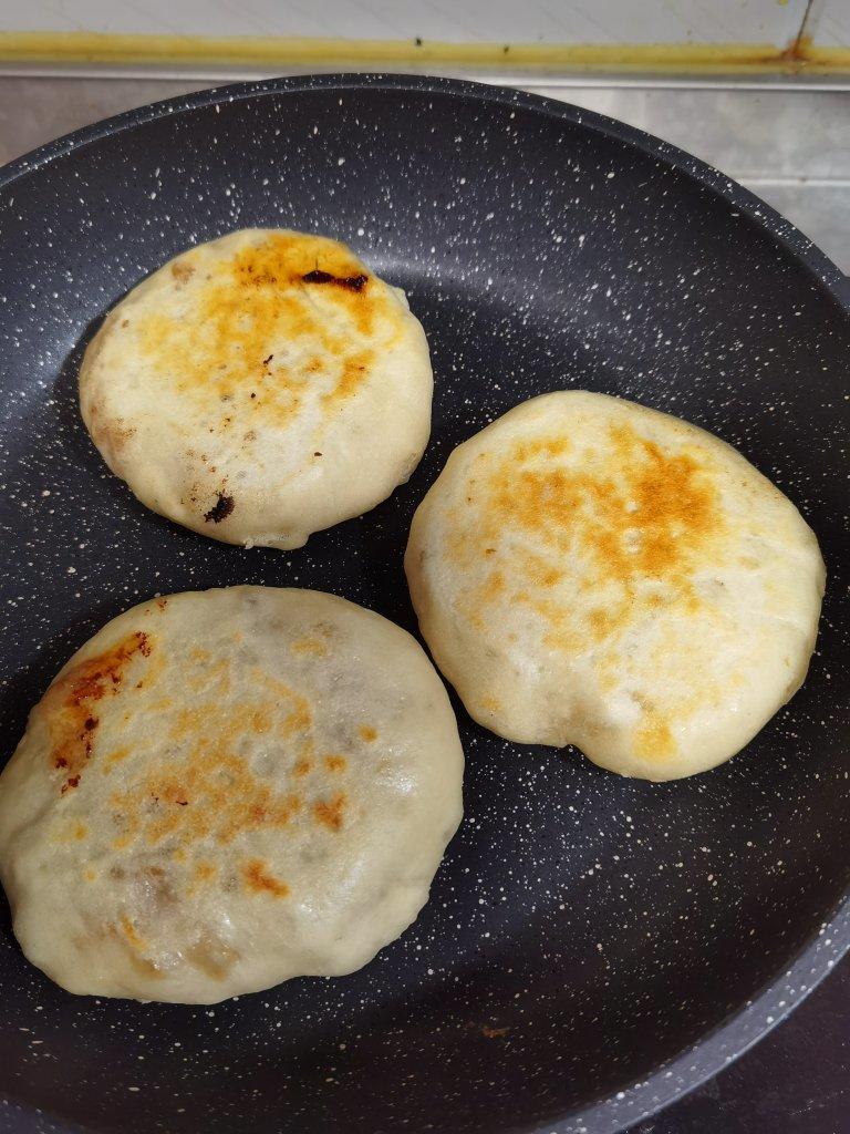 超喧软的馅饼，冷了也不会变硬，全程不用揉面