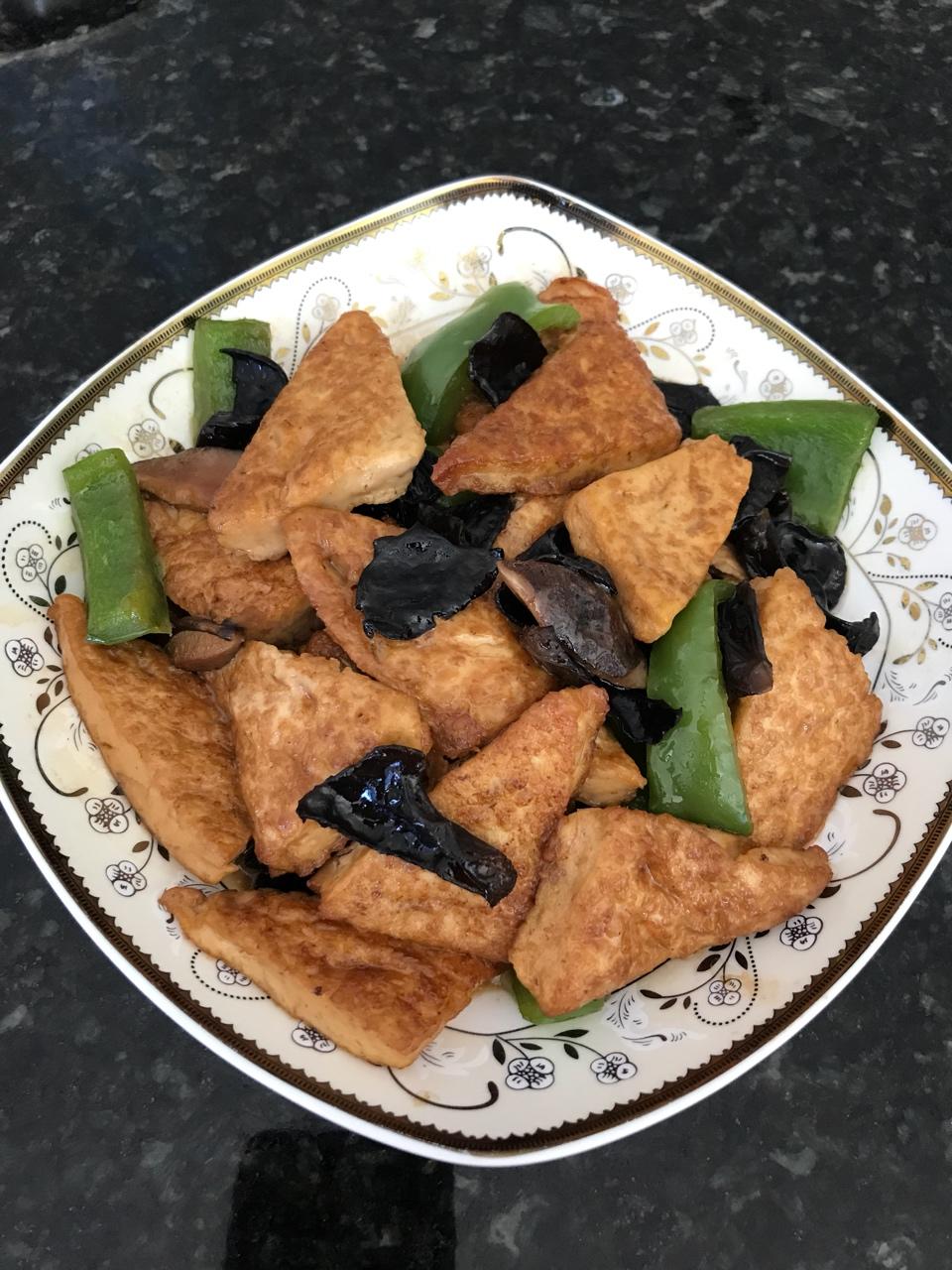 外酥里嫩的煎豆腐