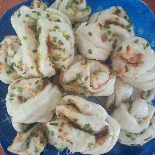 葱花肉松花卷