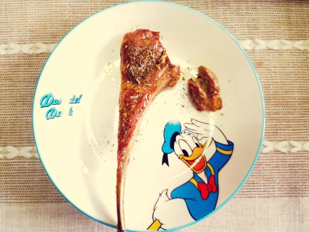 无敌简单却无敌好吃的香煎小羊排