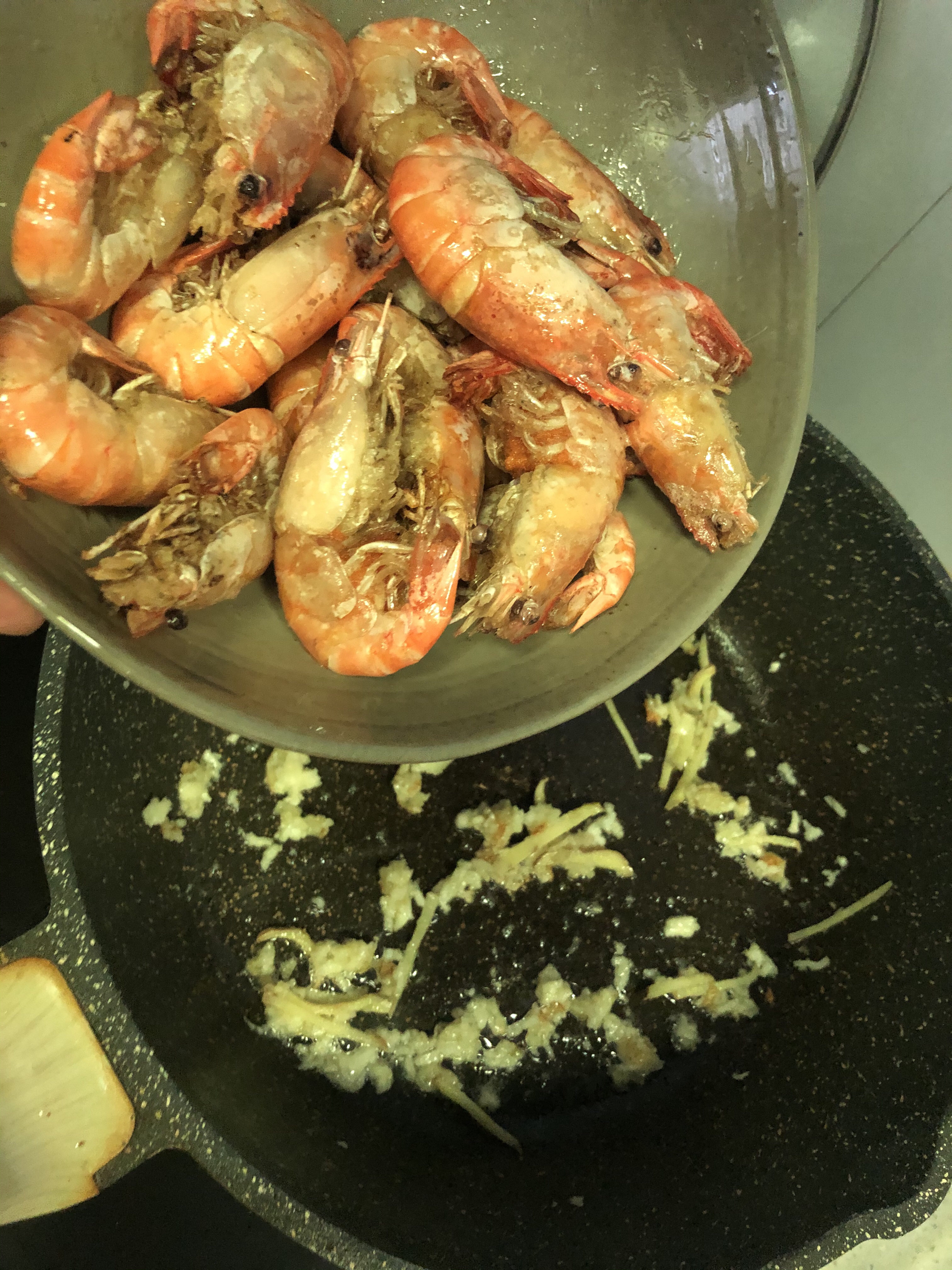 老上海味道— 油爆虾（大头虾版）的做法 步骤6