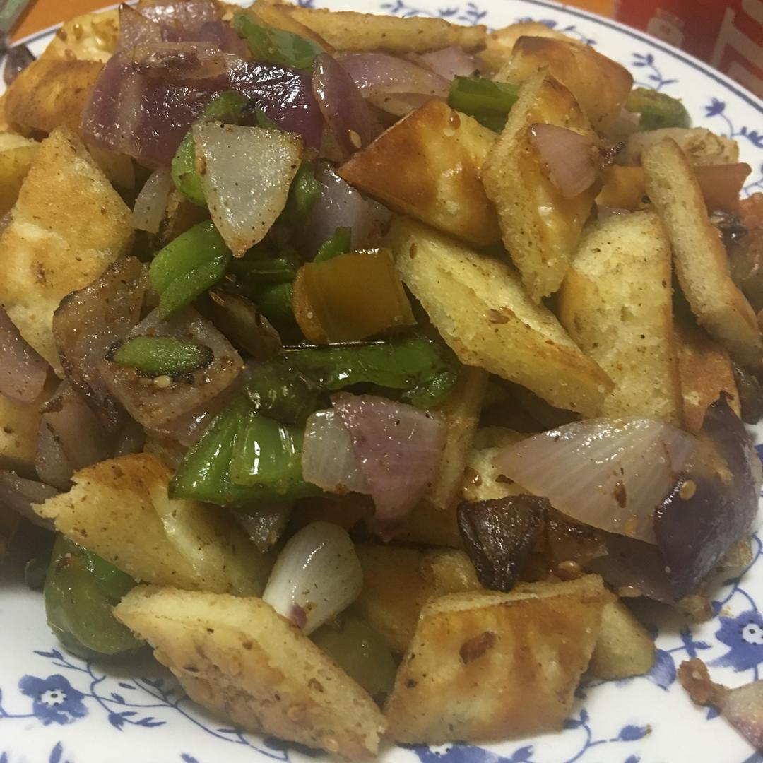 小儿花儿花儿做的孜然炒馕