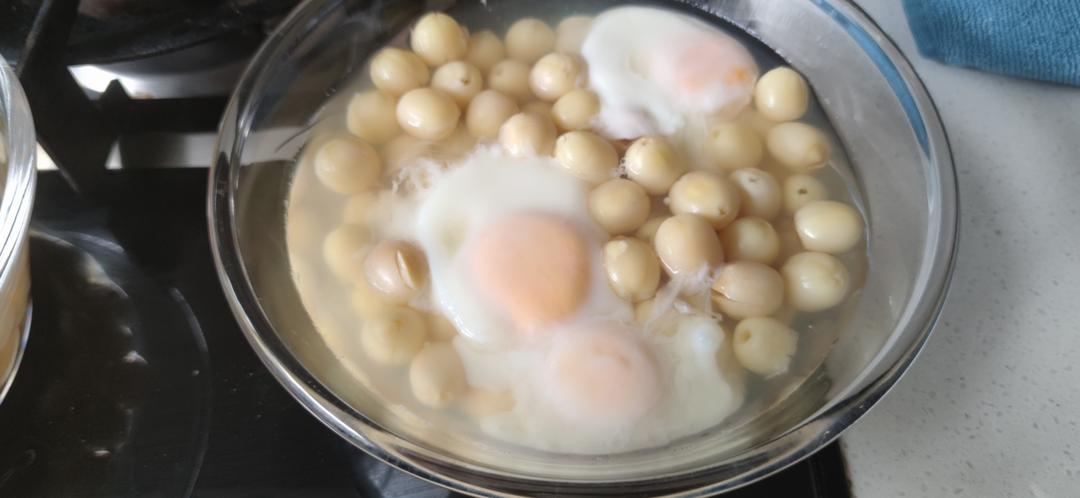 [地方小吃][四季甜品]武夷山五夫莲子炖蛋(家庭版)