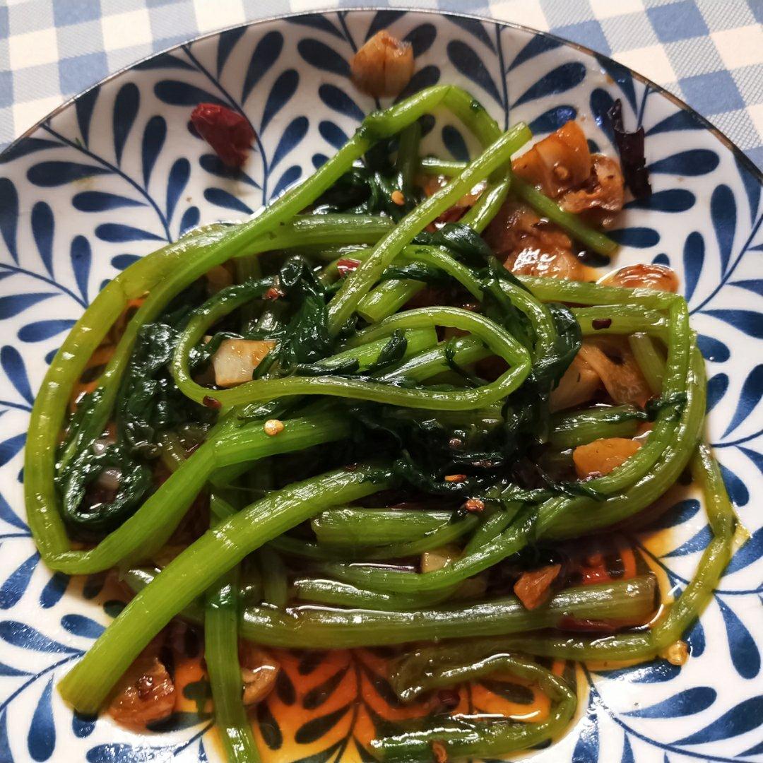 凉拌茼蒿——懒人快手菜系列