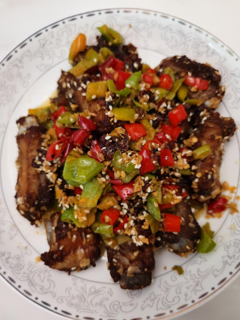 完美复刻中餐厅38块钱一份的椒盐排骨，骨香肉烂，好吃到吮手指