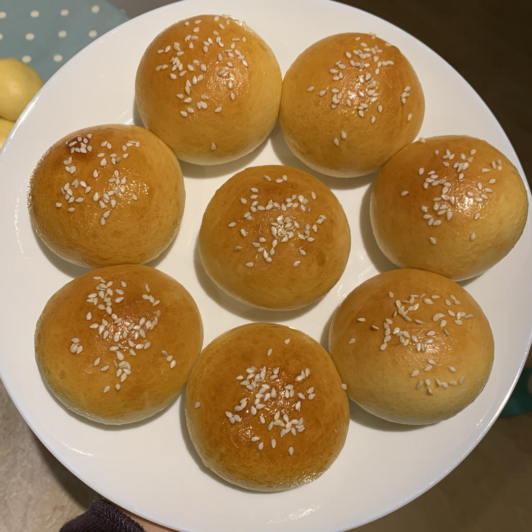 柔软牛奶小餐包