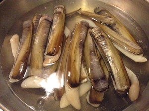 葱姜大竹蛏 刀蚬 的做法步骤图 Jue 下厨房 葱姜大竹蛏 刀蚬 的做法步骤图 Jue 下厨房
