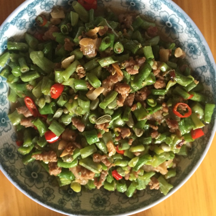肉沫豆角下饭菜