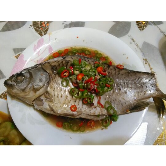 凉拌鲫鱼-最好吃的鲫鱼