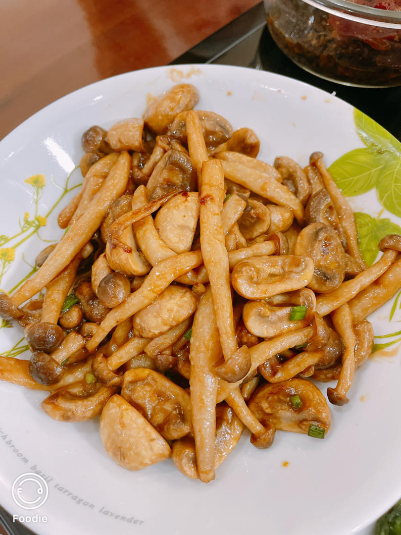 蚝油菌菇