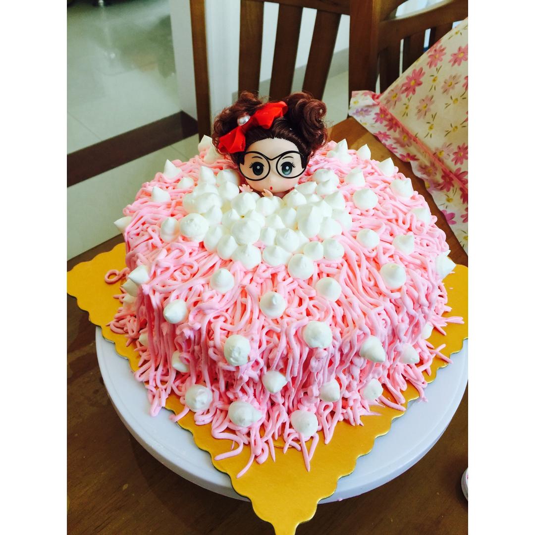 详细步骤制作泡泡浴娃娃蛋糕