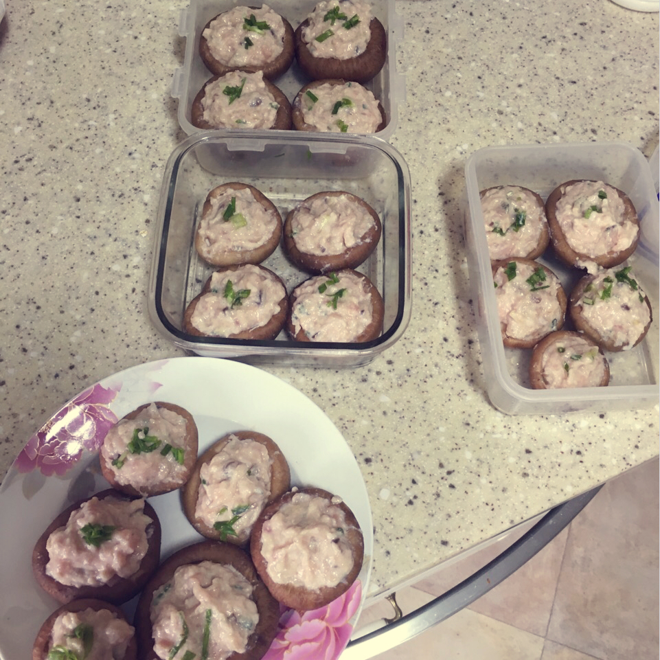 豆腐肉末酿香菇