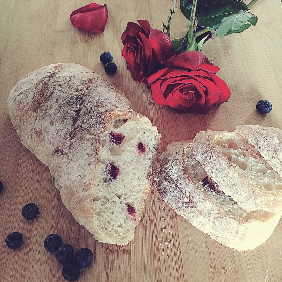 免揉意大利拖鞋面包ciabatta（吐血整理史上最全藤田千秋免揉欧包制作心得）