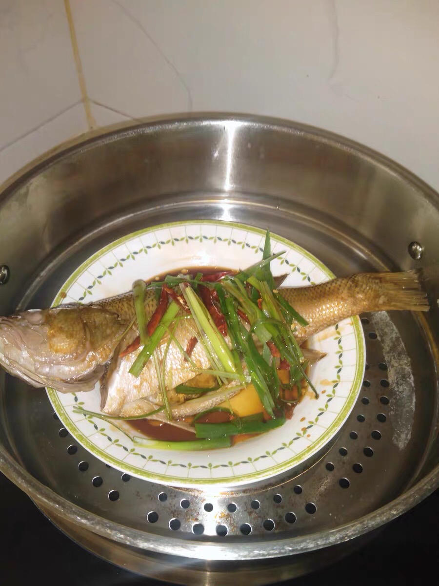 味好美青花椒蒸鲈鱼|鲜嫩美味