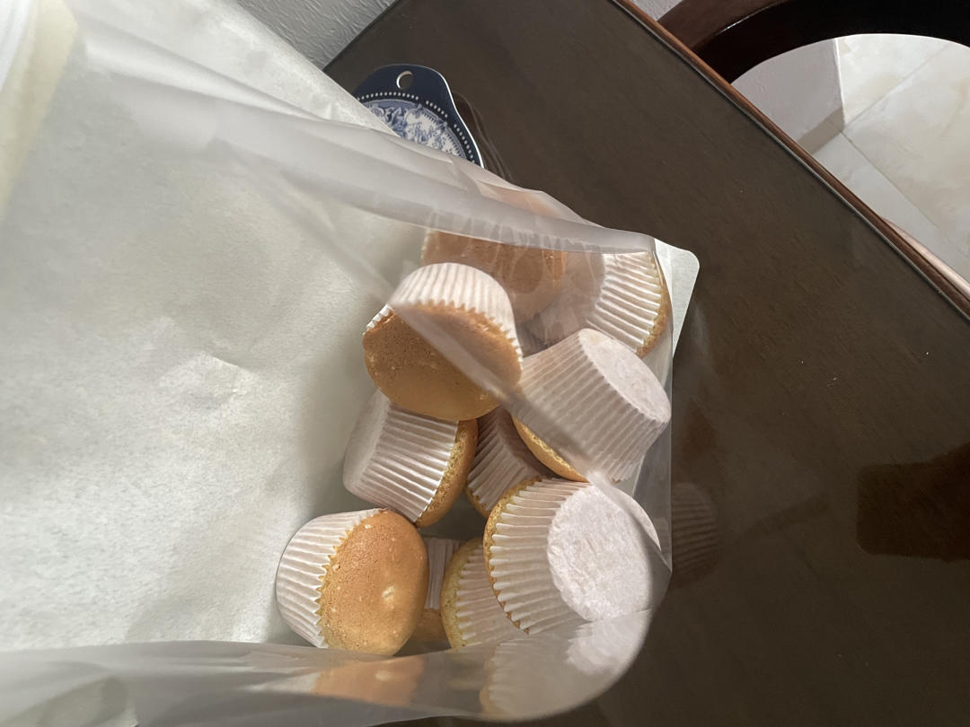 奶香海绵纸杯蛋糕