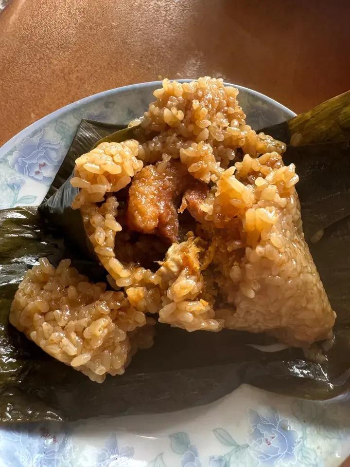 妈咪的♥️私房秘制咸蛋黄肉粽