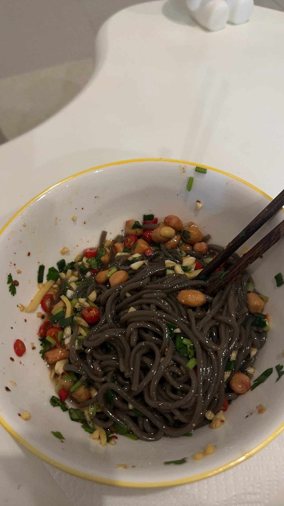 减脂爽口的凉拌蕨根粉！也太好吃了吧！！