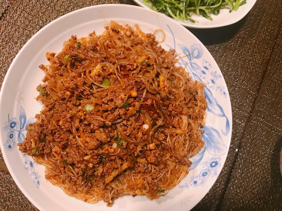 蚂蚁上树