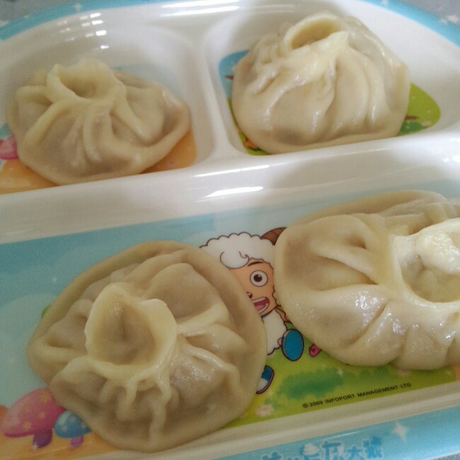 灌汤小笼包