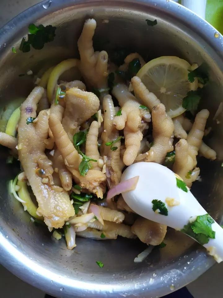 柠檬鸡爪