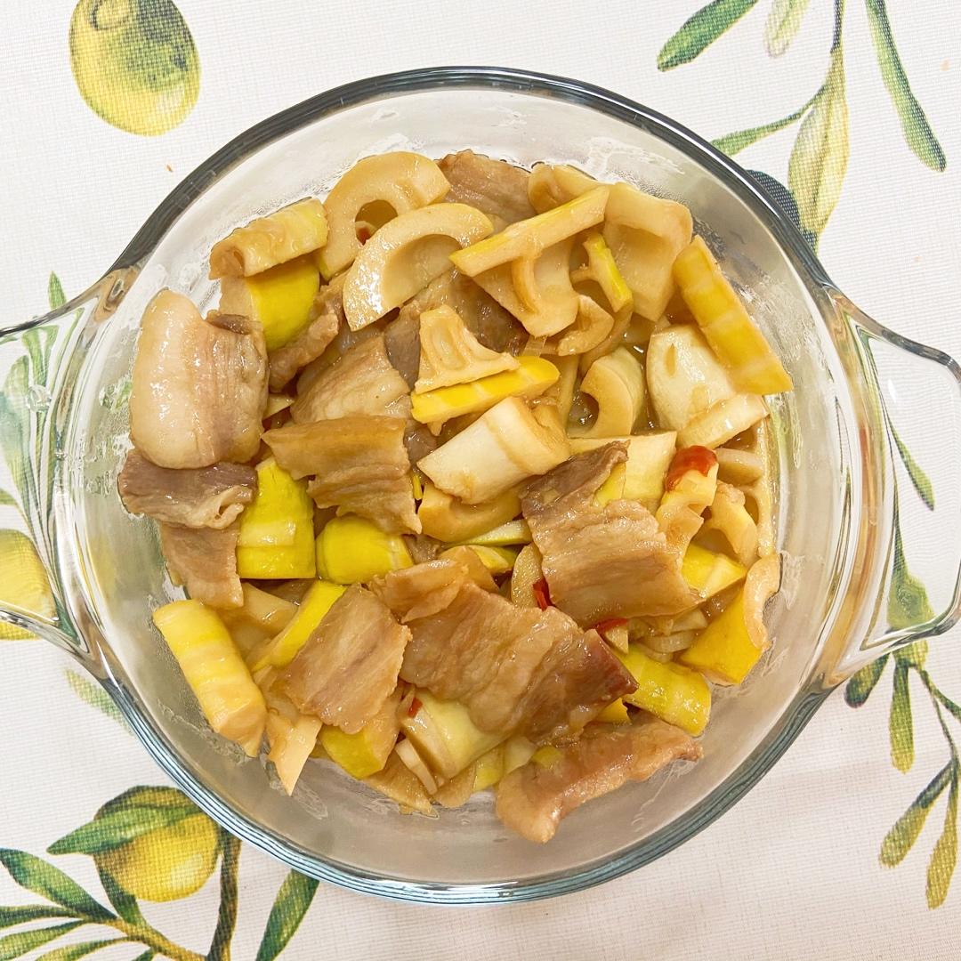 肉香笋鲜的春笋炒五花肉