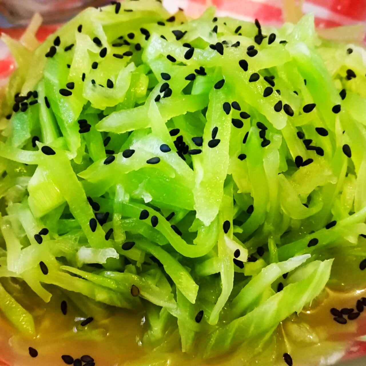 凉拌莴笋丝
