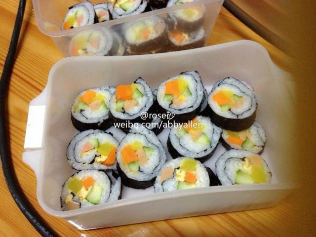紫菜卷寿司
