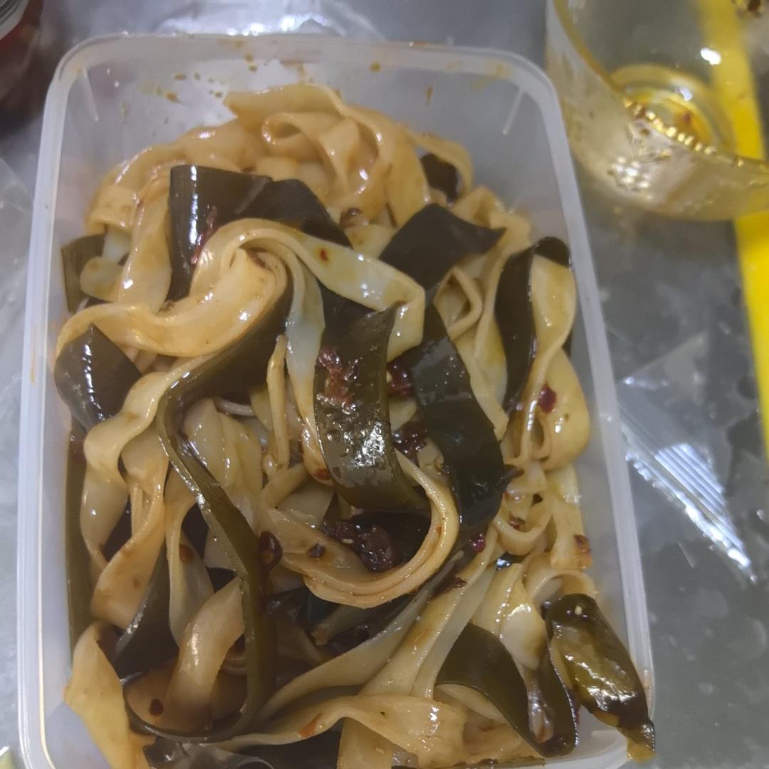 拌凉皮