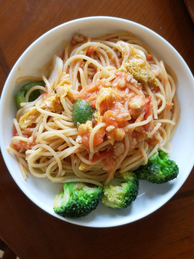 （完胜必胜客的）番茄肉酱意大利面～