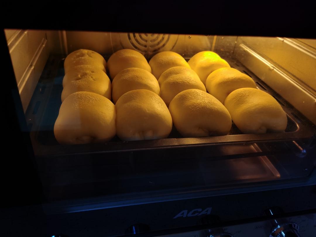 牛奶软面包
