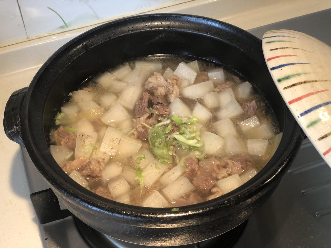 牛肉炖萝卜