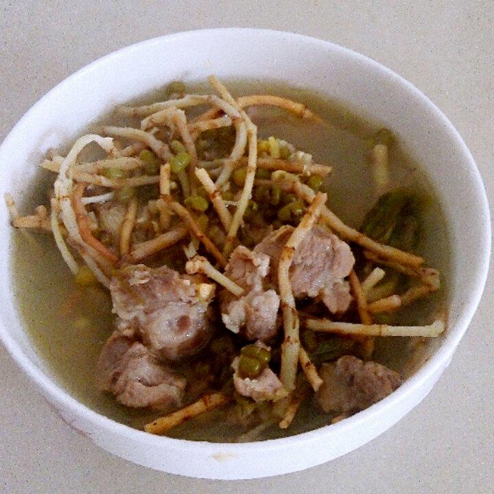 612016年10月4日#午餐612016年10月4日#折耳根绿豆排骨汤android