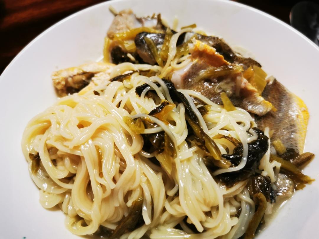 黄鱼面一碗，活儿越细，越鲜美。