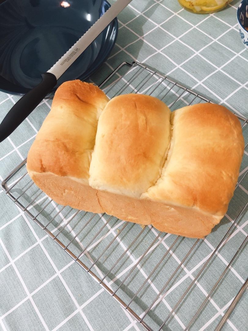 奶香超浓郁的淡奶油吐司（消灭淡奶油）