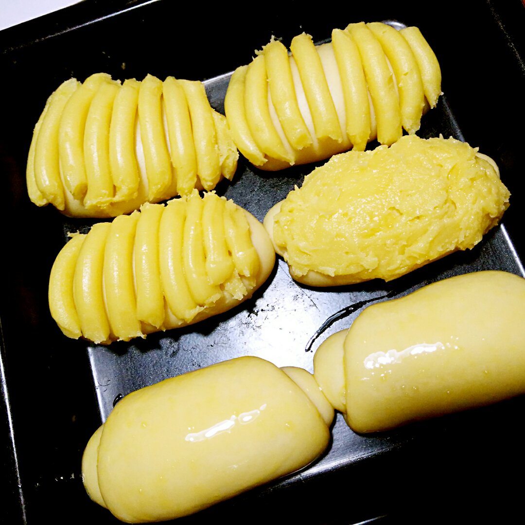 奶油酥皮小吐司