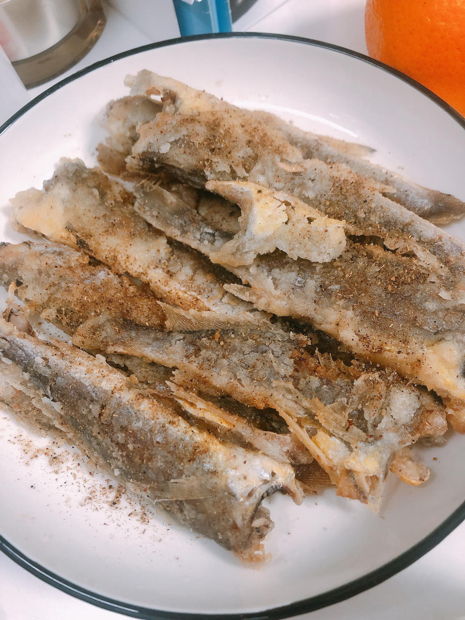 干炸香酥小黄鱼