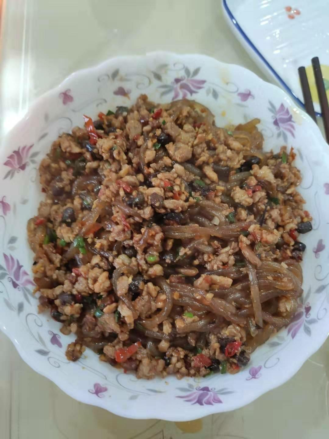 厨师长教你：“蚂蚁上树”的家常做法，非常详细的讲解