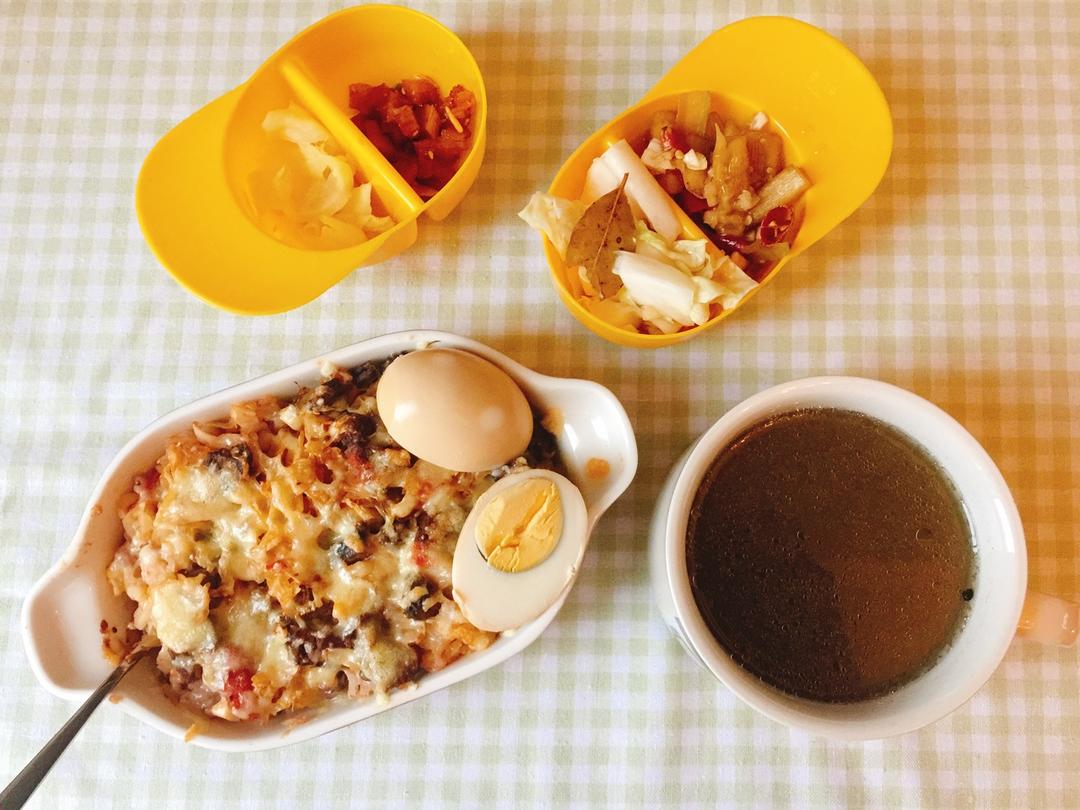 每天，叫醒我的是早餐