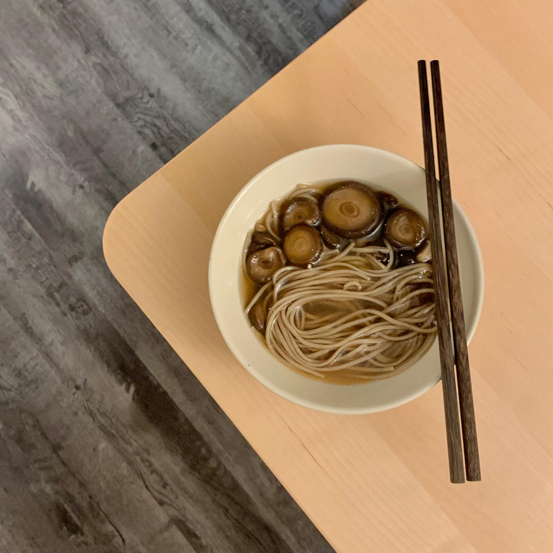 香菇泡发，最正确的做法