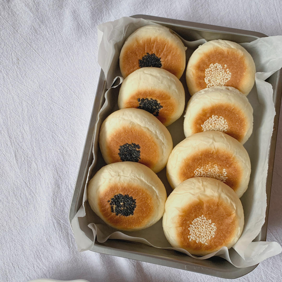 日式红豆包、毛毛虫面包（水合法）