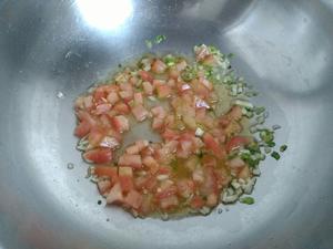 茄汁鸡丸浓汤面的做法 步骤7